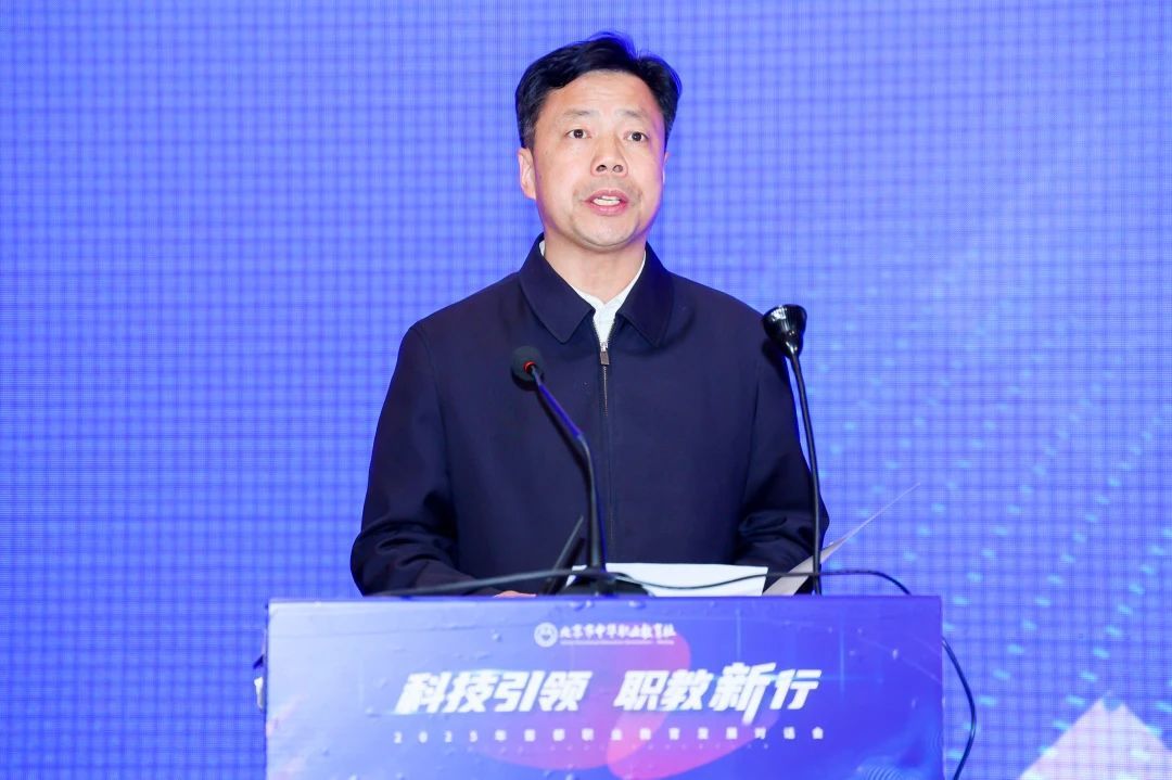 张书记.jpg