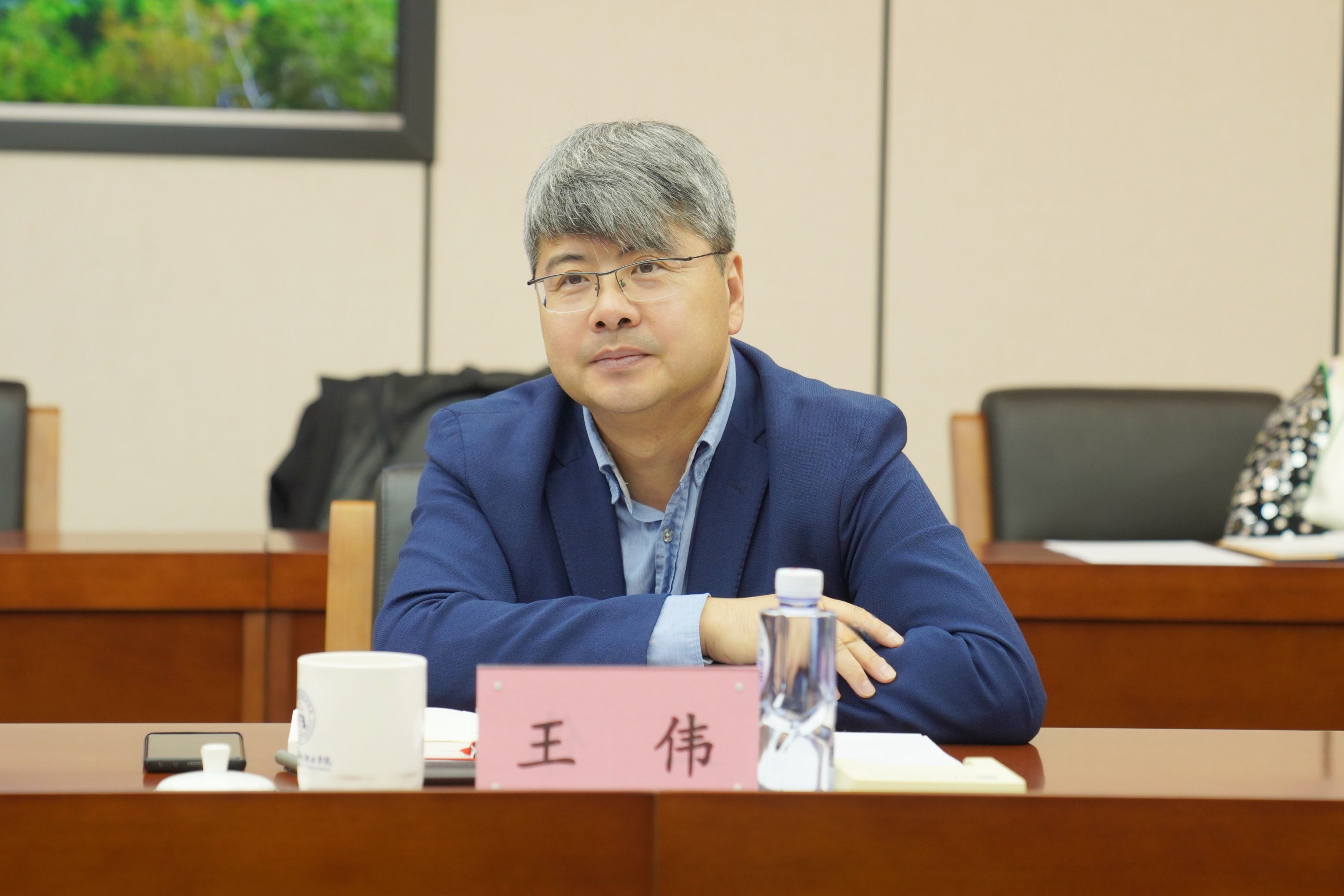 王.jpg