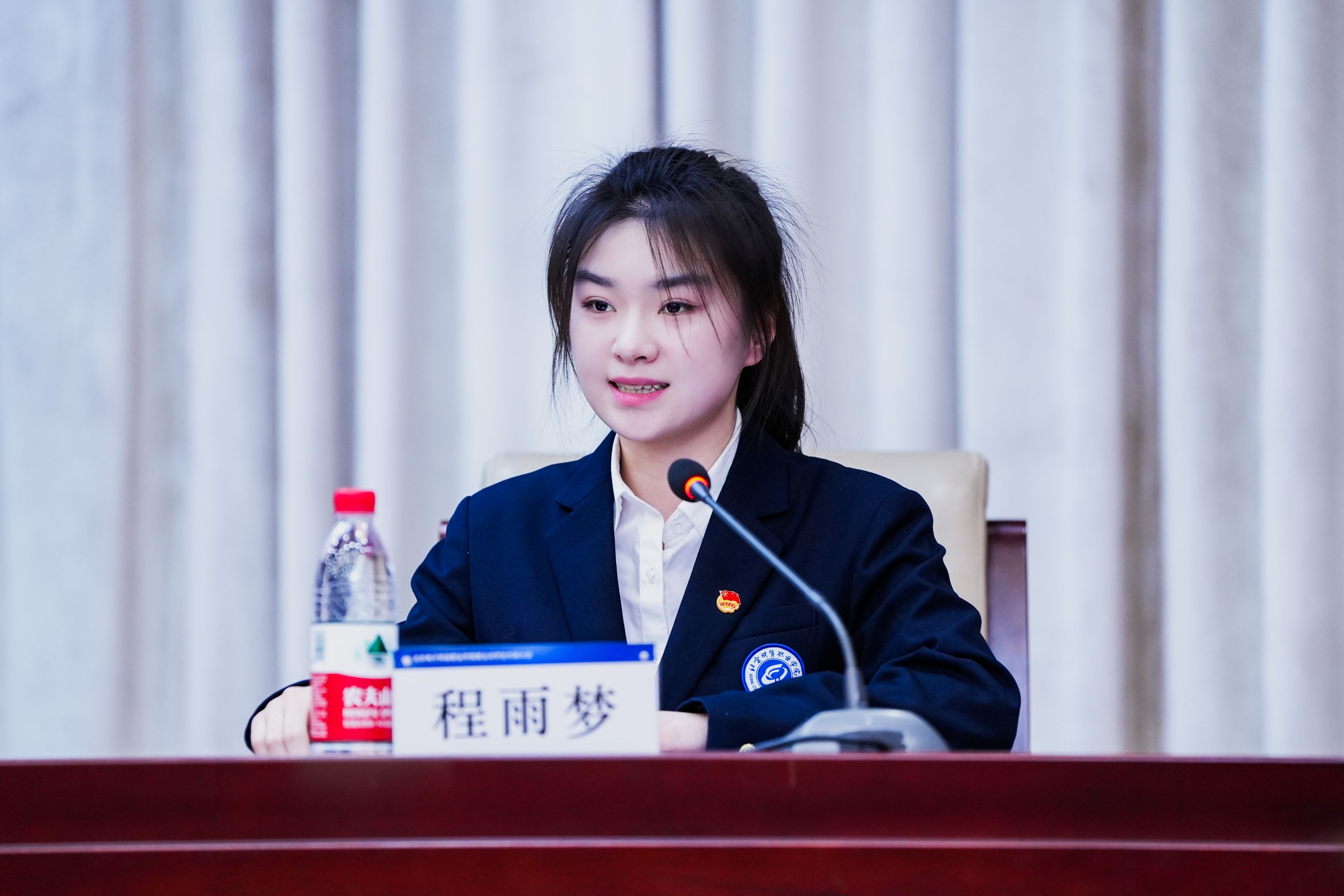 修图-2.jpg 修图-2.jpg