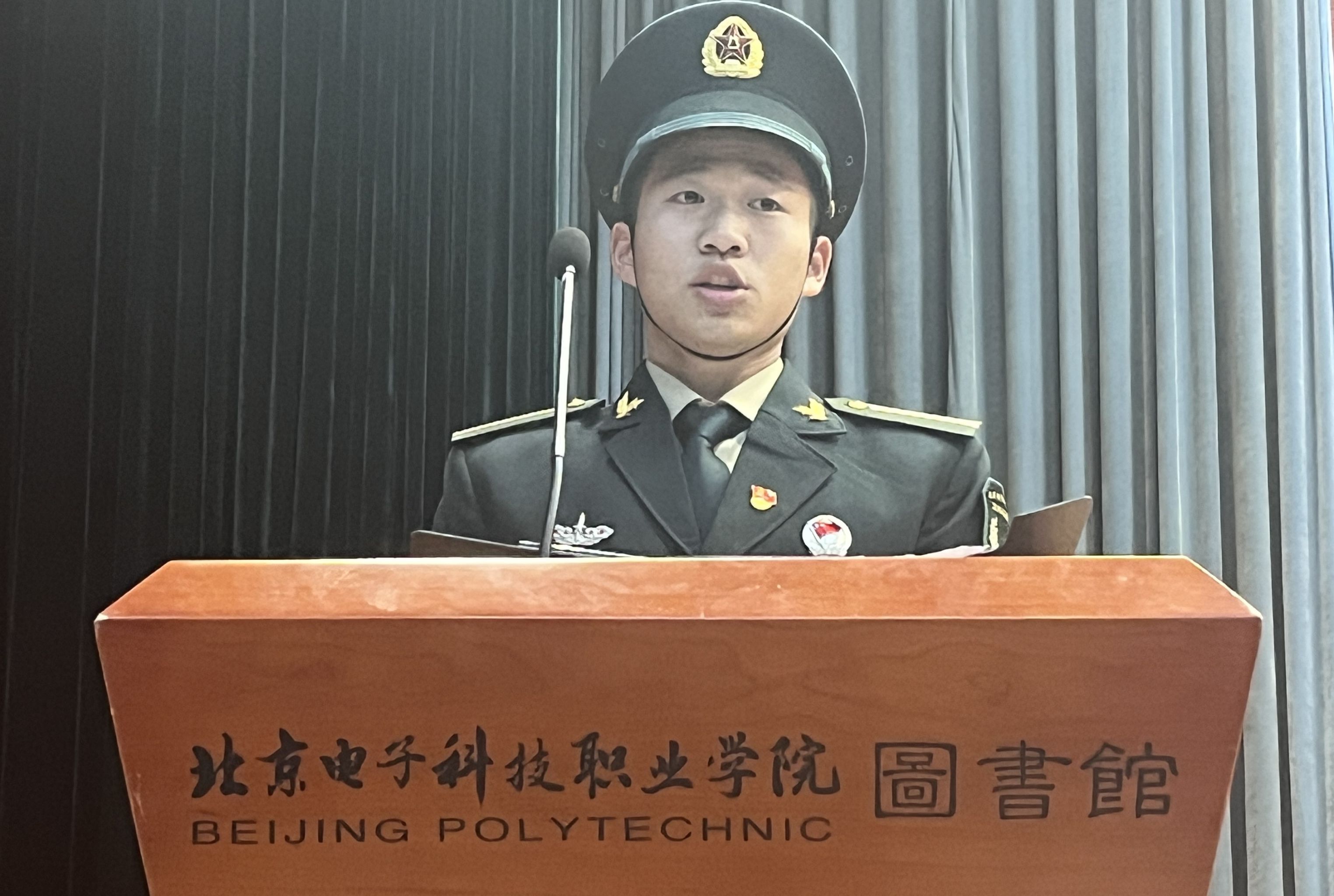 2023级军士生入队仪式5.jpg