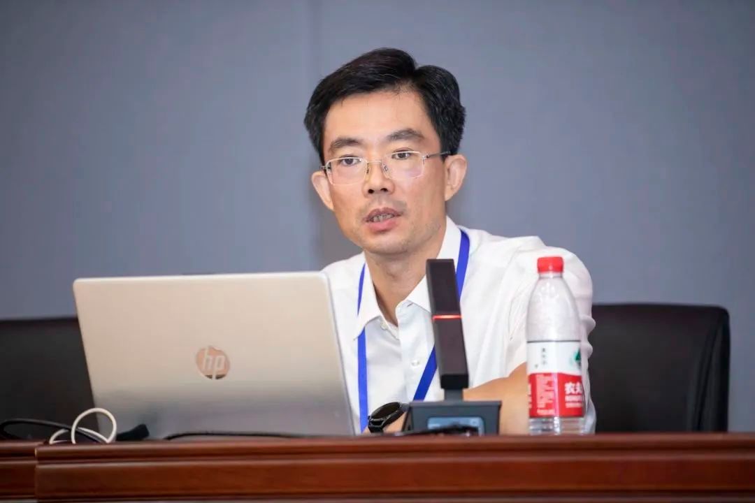 640.jpg 图片