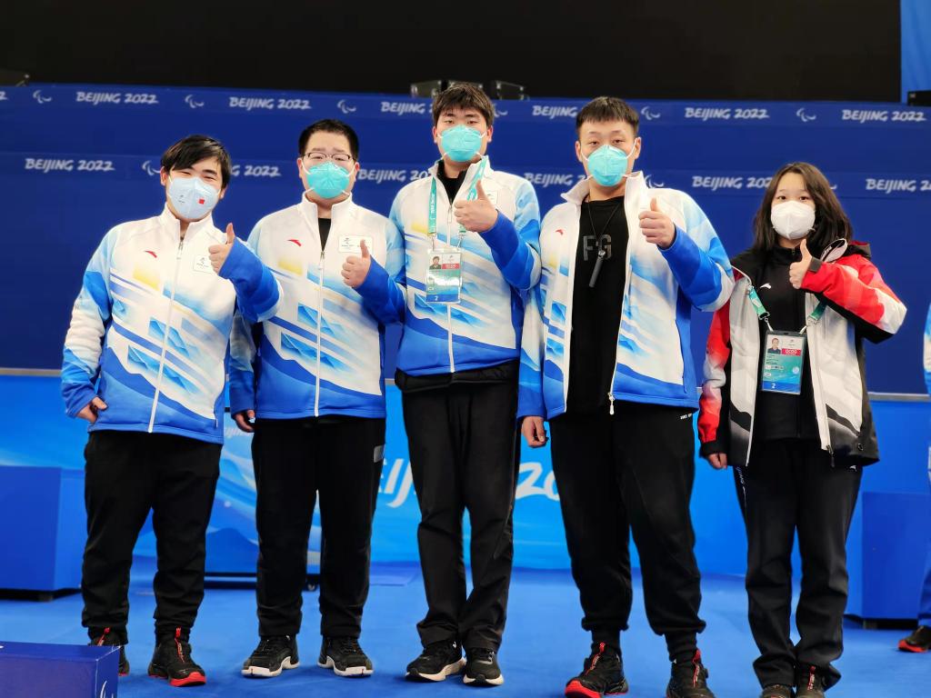 20220407-国家游泳中心“冰立方”制冰助理工作照.jpg