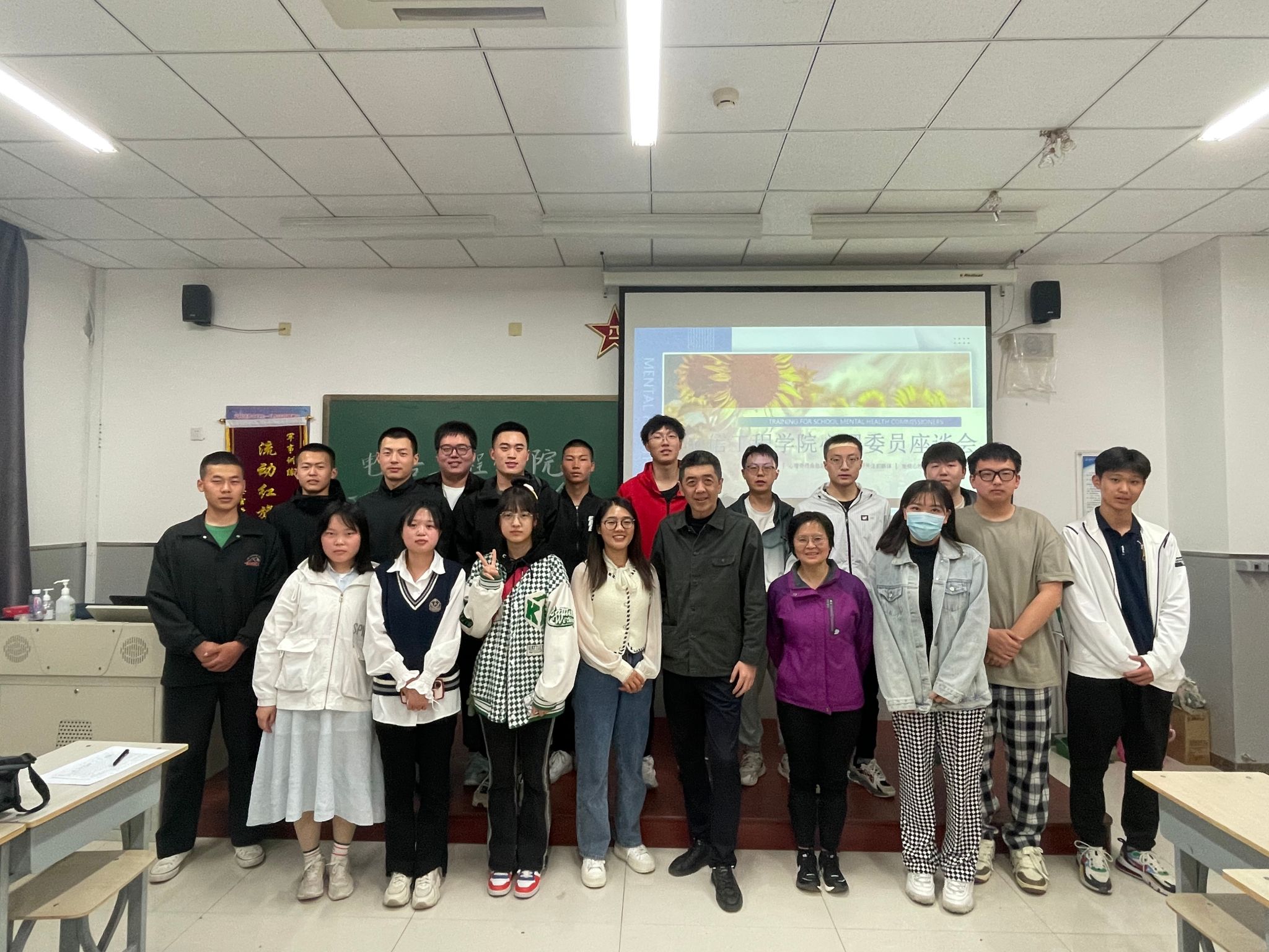 da3c8657564a46234339d6bd8663af8.jpg da3c8657564a46234339d6bd8663af8.jpg