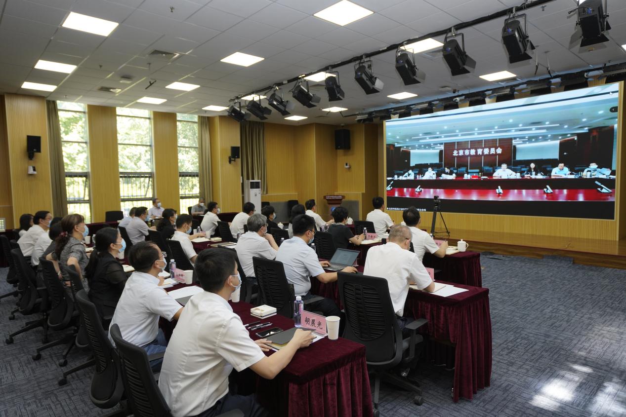 20221227-6 高质量推进“双高”“特高”和“提质培优”计划,顺利完成阶段性检查评估.jpeg