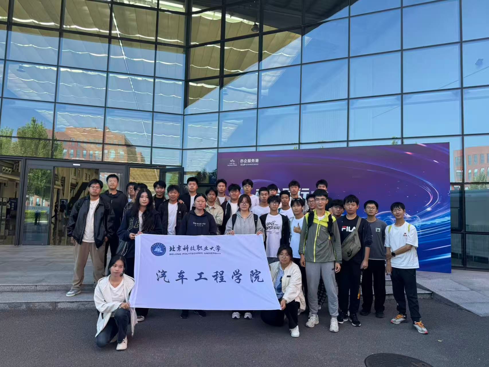 微信图片_20250926180835_171_215.jpg