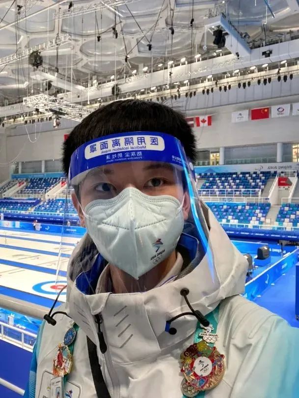 20220312-学校党委书记张启鸿致冬奥志愿者的信6.jpg
