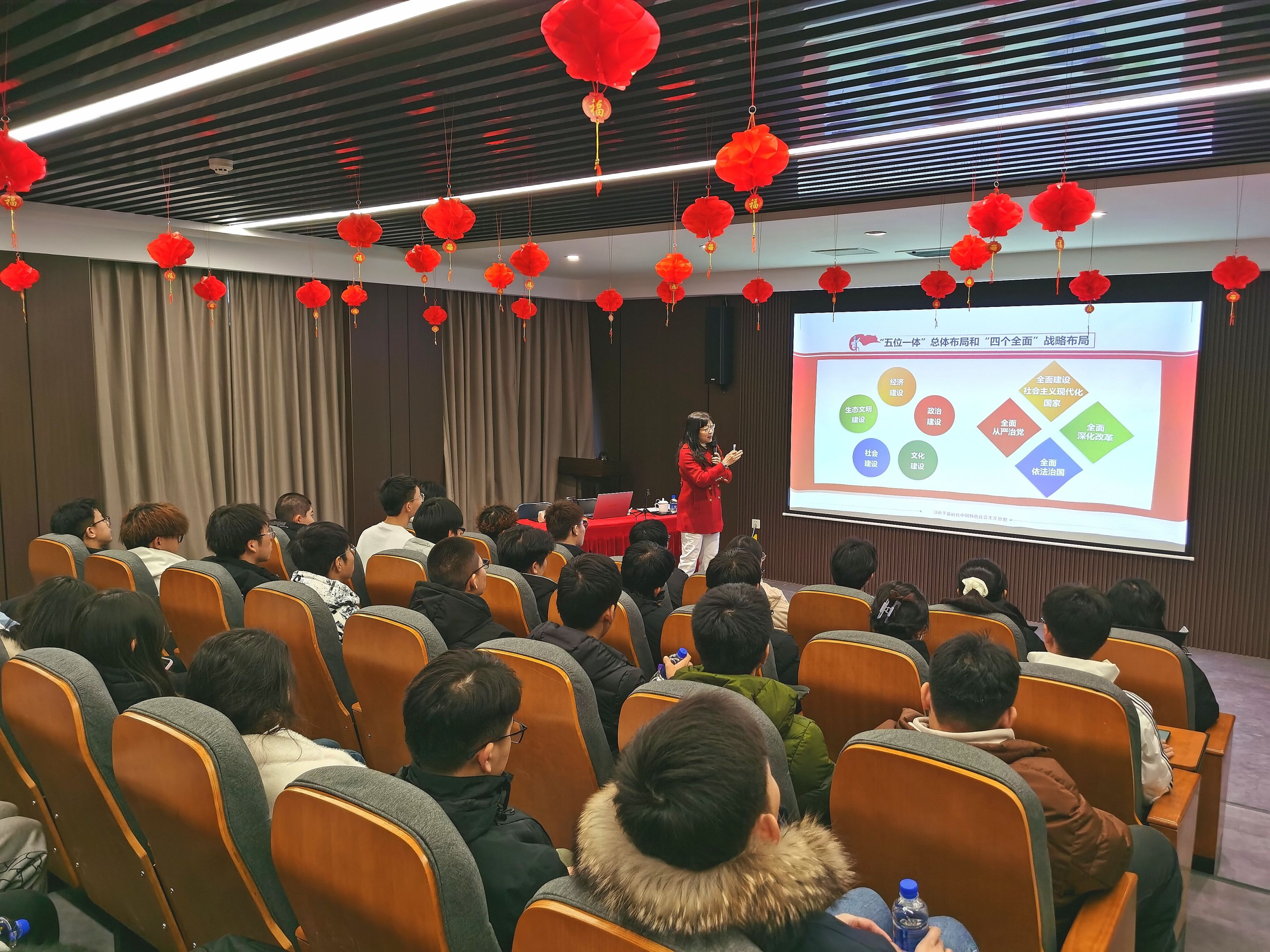 0110-中法大学参观3.jpg