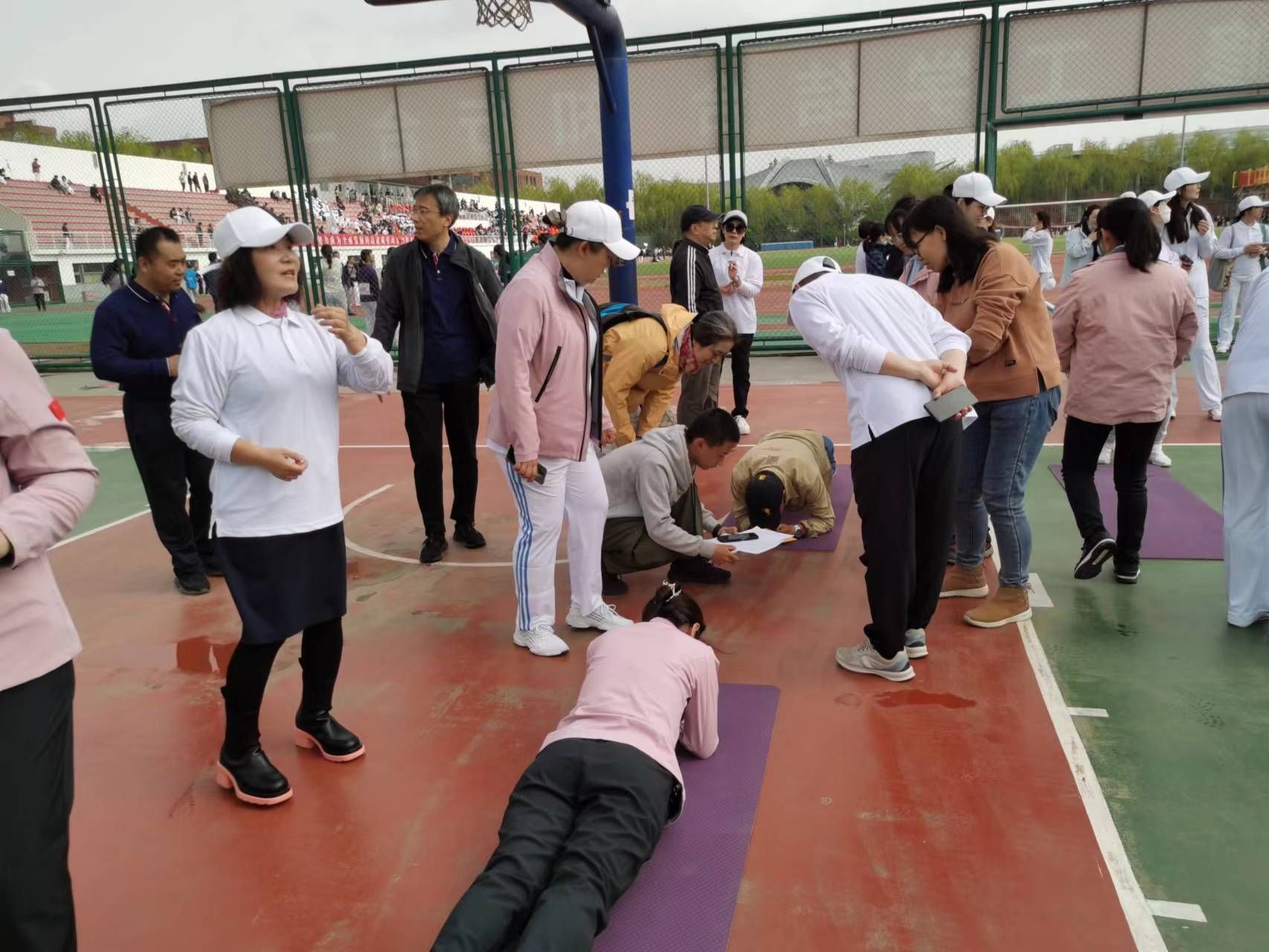 平板支撑1.jpg