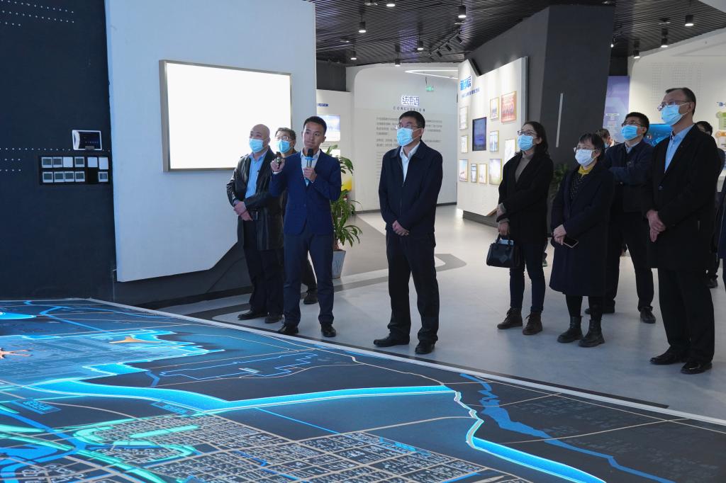 20221104-朱运利带队到临空区调研5.jpg